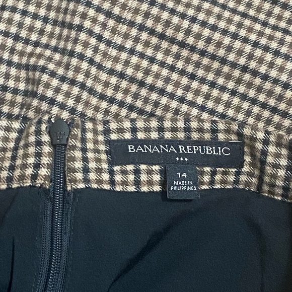 Banana Republic Plaid Skirt size 14 lined with pockets - Picture 4 of 8